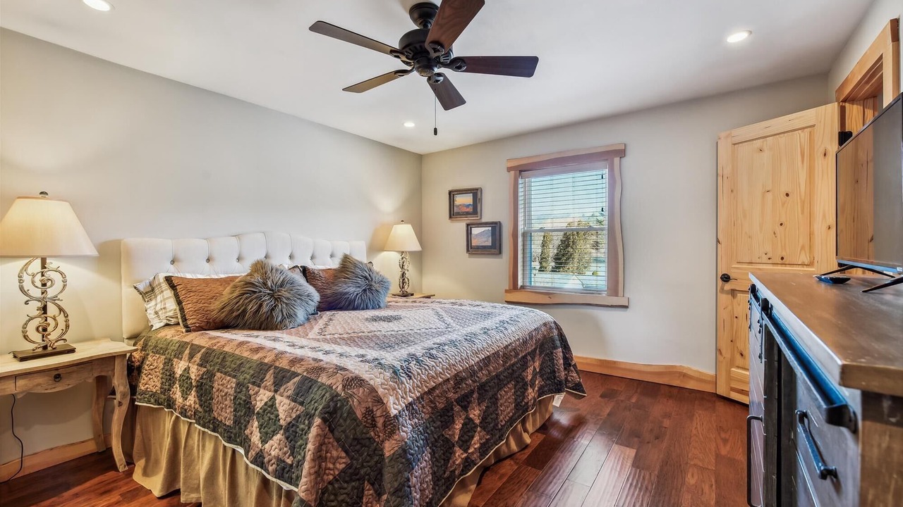 Photo of Bedroom in Blowing Rock