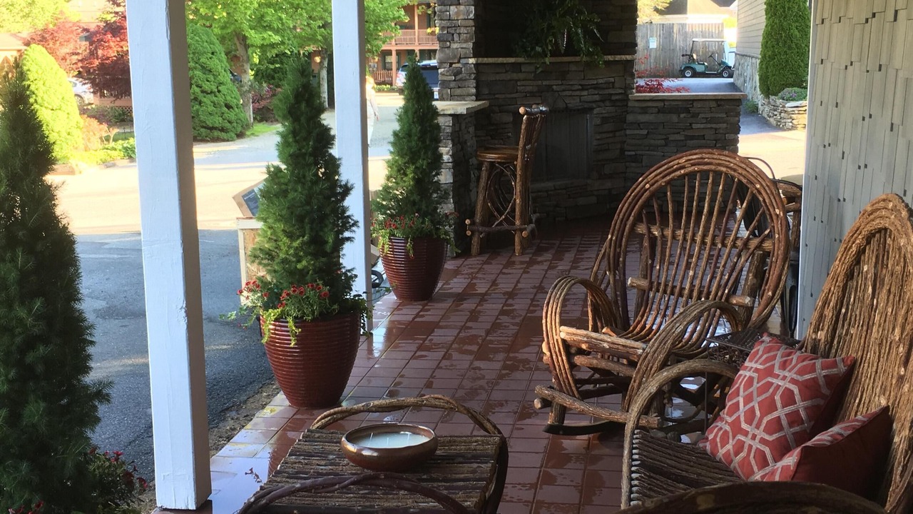 Photo of Patio Balcony in Blowing Rock