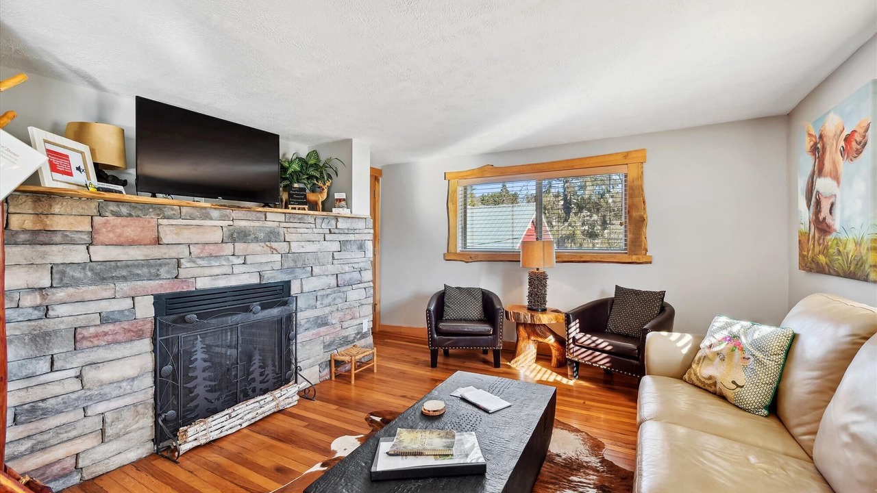Photo of Livingroom in Blowing Rock