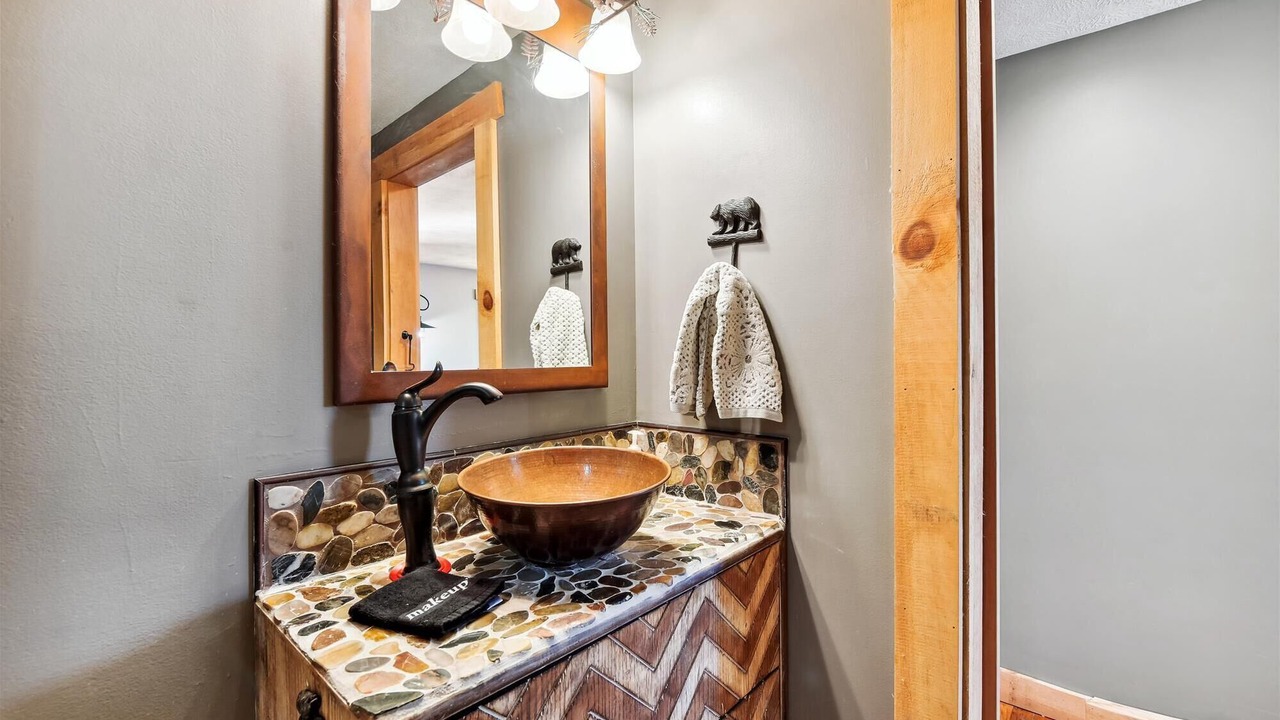 Photo of Bathroom in Blowing Rock