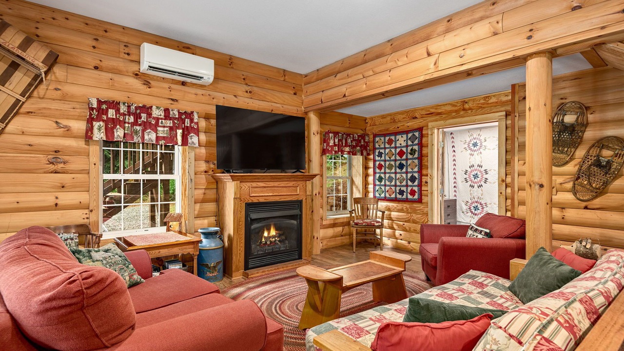 Photo of Bedroom in Weaverville