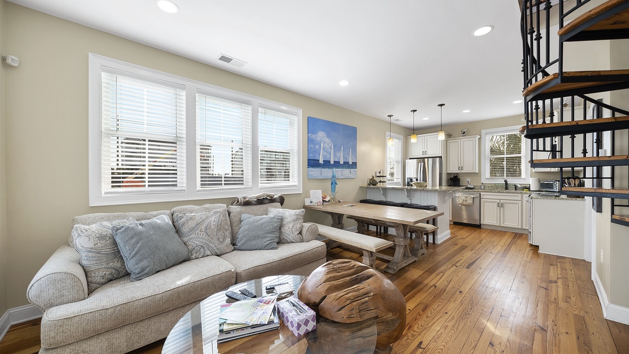Photo of Bedroom in Atlantic Beach