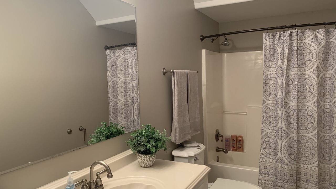 Photo of Bathroom in Hope Gardens