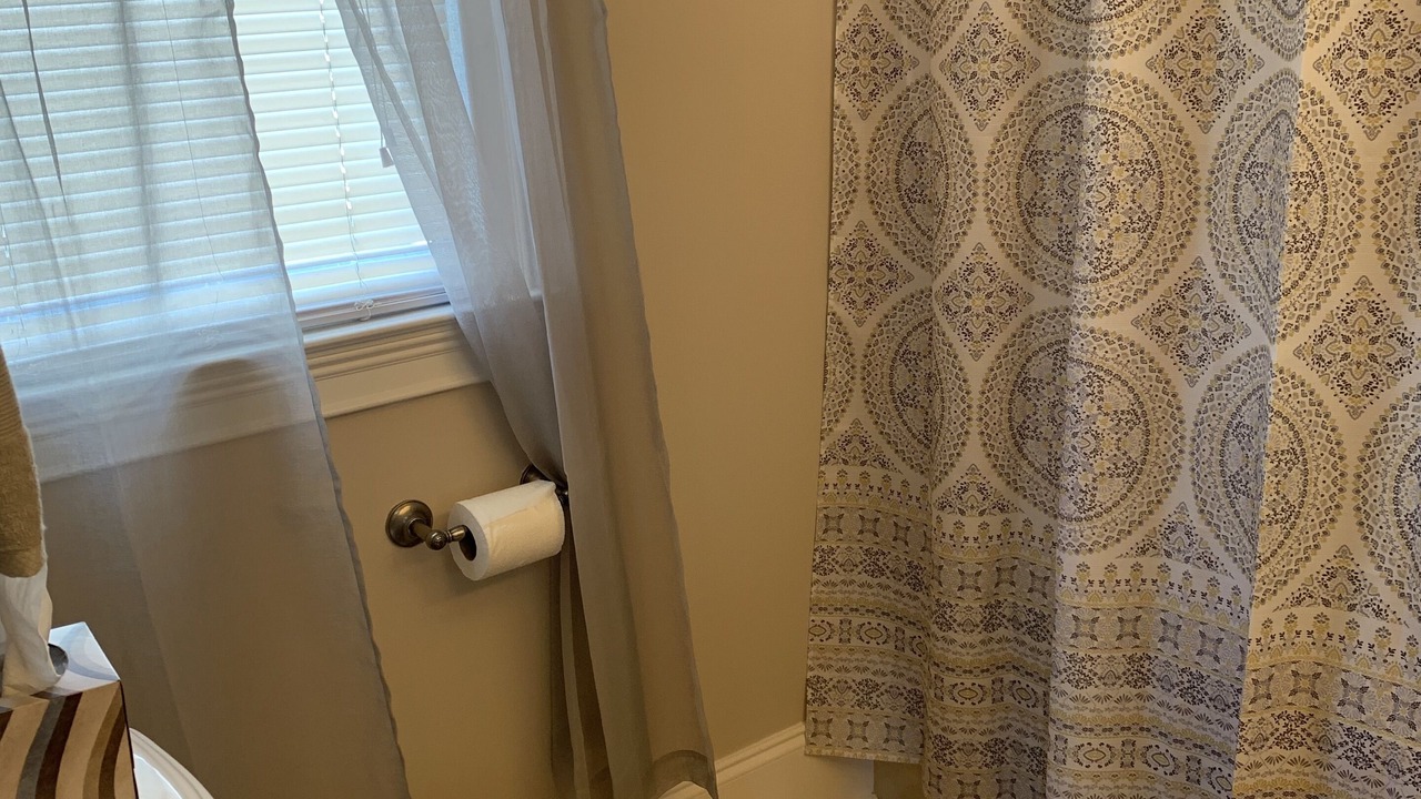 Photo of Bathroom in Hope Gardens