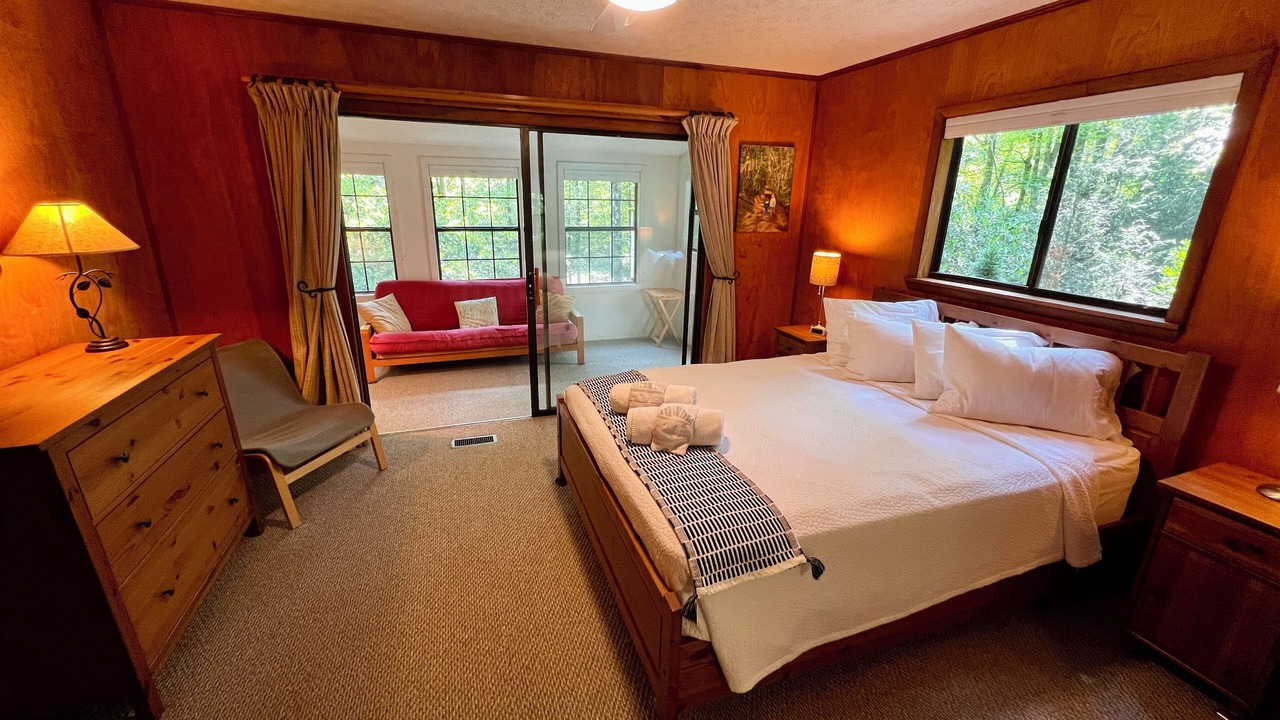 Photo of Bedroom in Indian Rock Springs