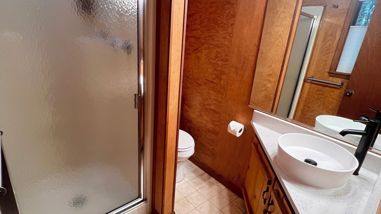 Photo of Bathroom in Indian Rock Springs