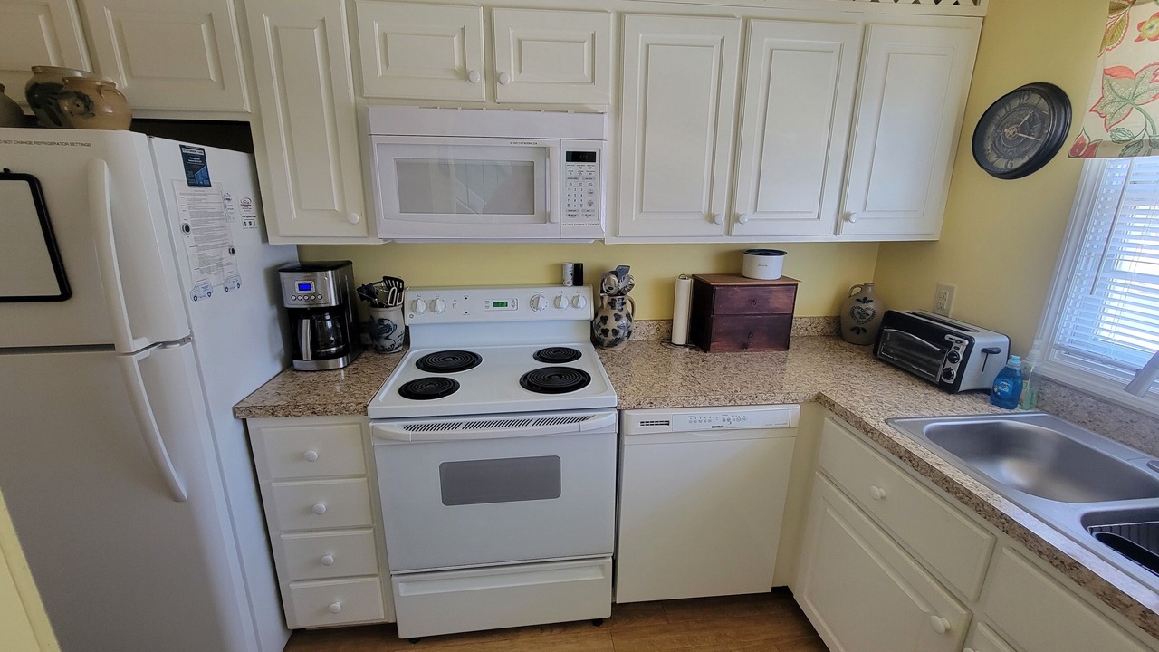 Photo of Kitchen in Pine Knoll Shores