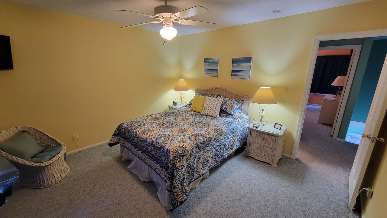 Photo of Bedroom in Pine Knoll Shores
