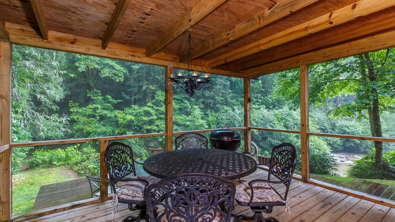 Photo of Outdoor in Sapphire