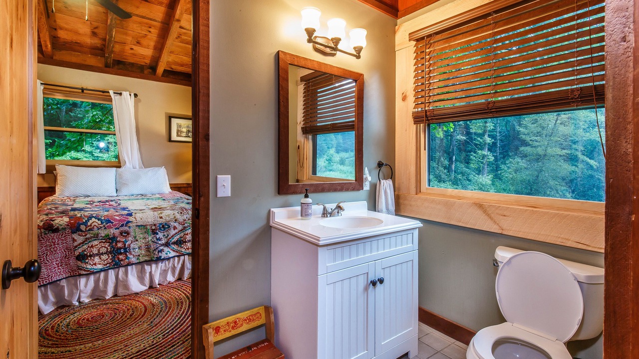 Photo of Bathroom in Sapphire