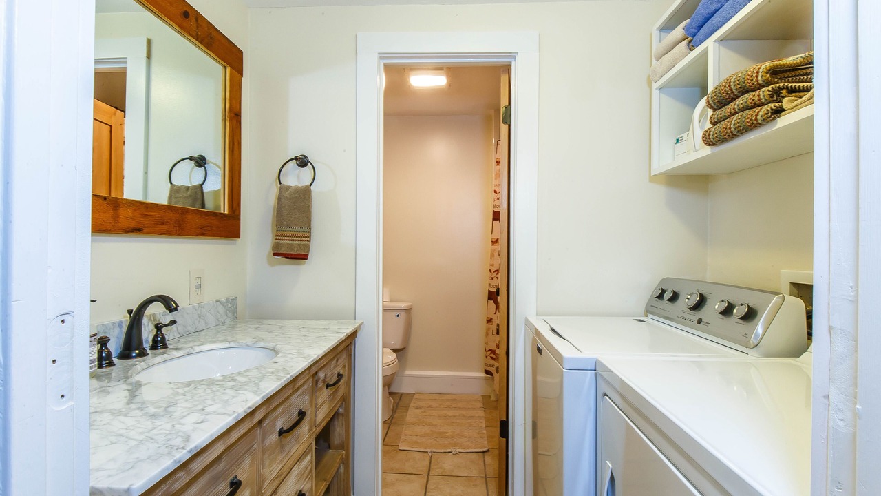 Photo of Bathroom in Sapphire