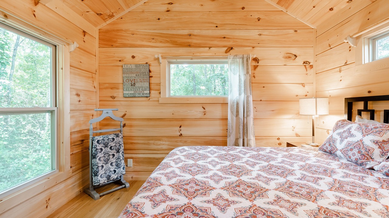 Photo of Bedroom in Tryon