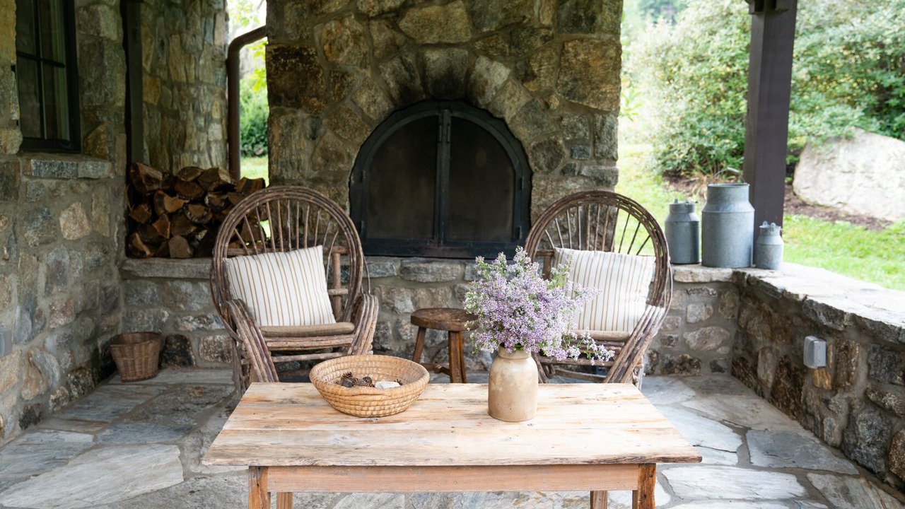 Photo of Livingroom in Canton