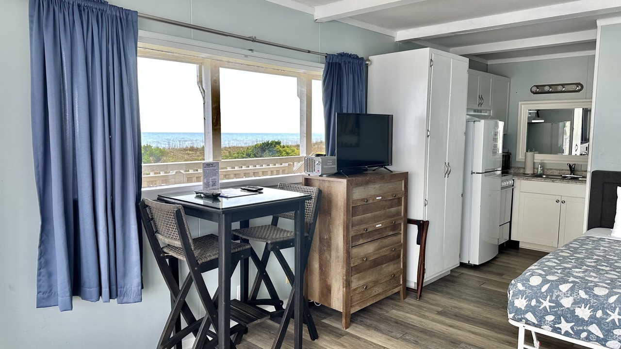 Photo of Bedroom in Atlantic Beach