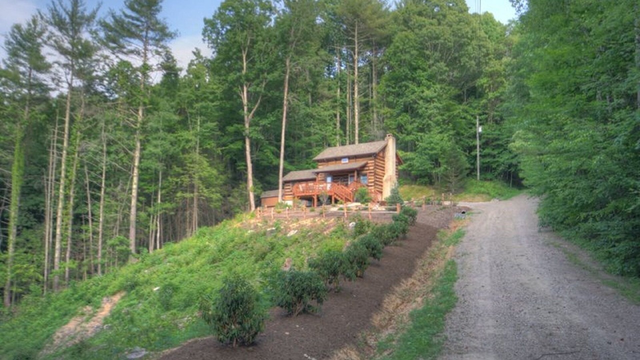 Photo of Outdoor in Sugar Grove