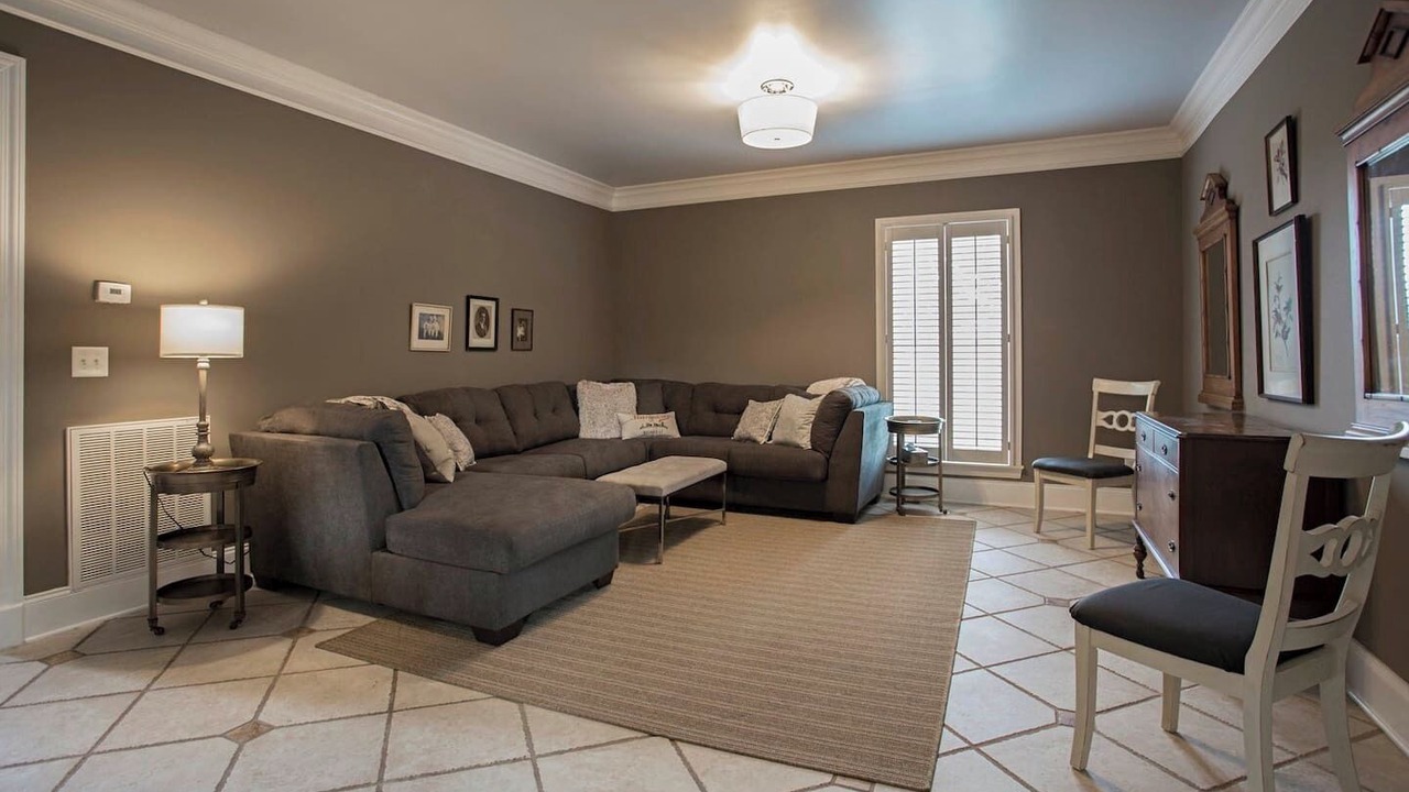 Photo of Livingroom in Woodland in Waverly