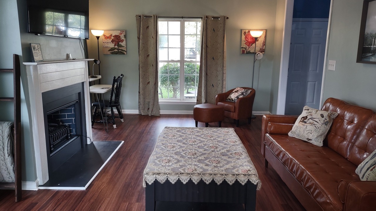 Photo of Livingroom in Concord