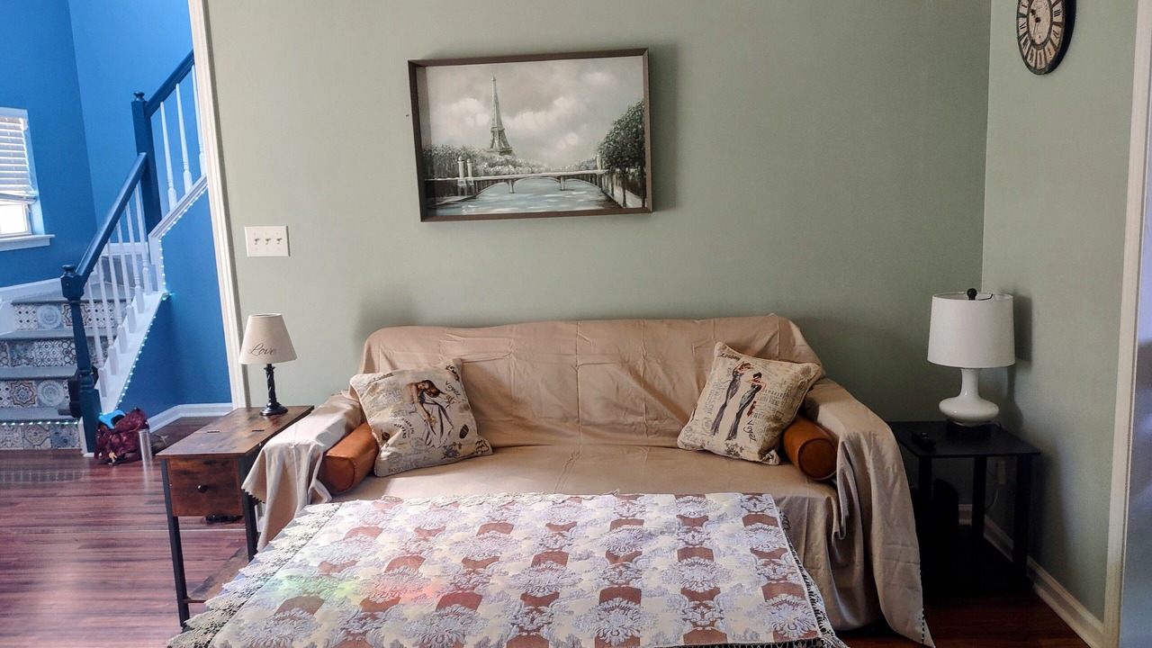 Photo of Livingroom in Concord