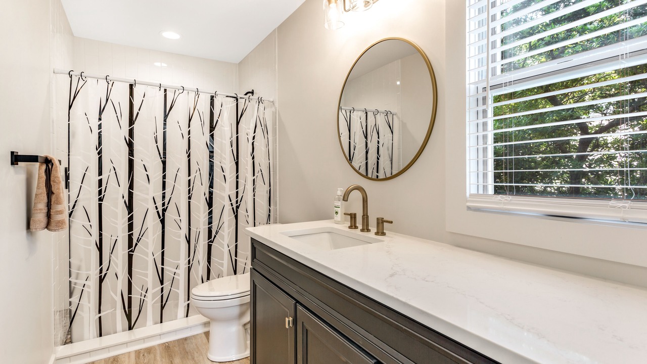 Photo of Bathroom in Shell Island