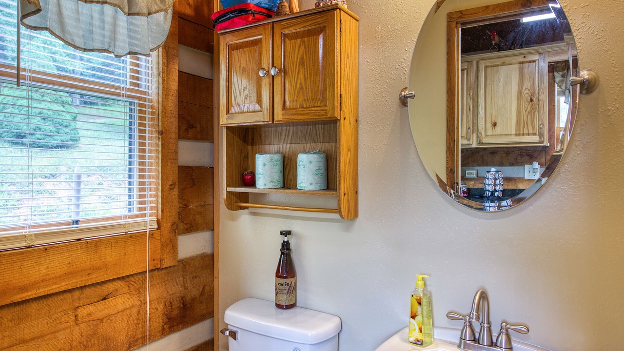 Photo of Bathroom in Maple Springs