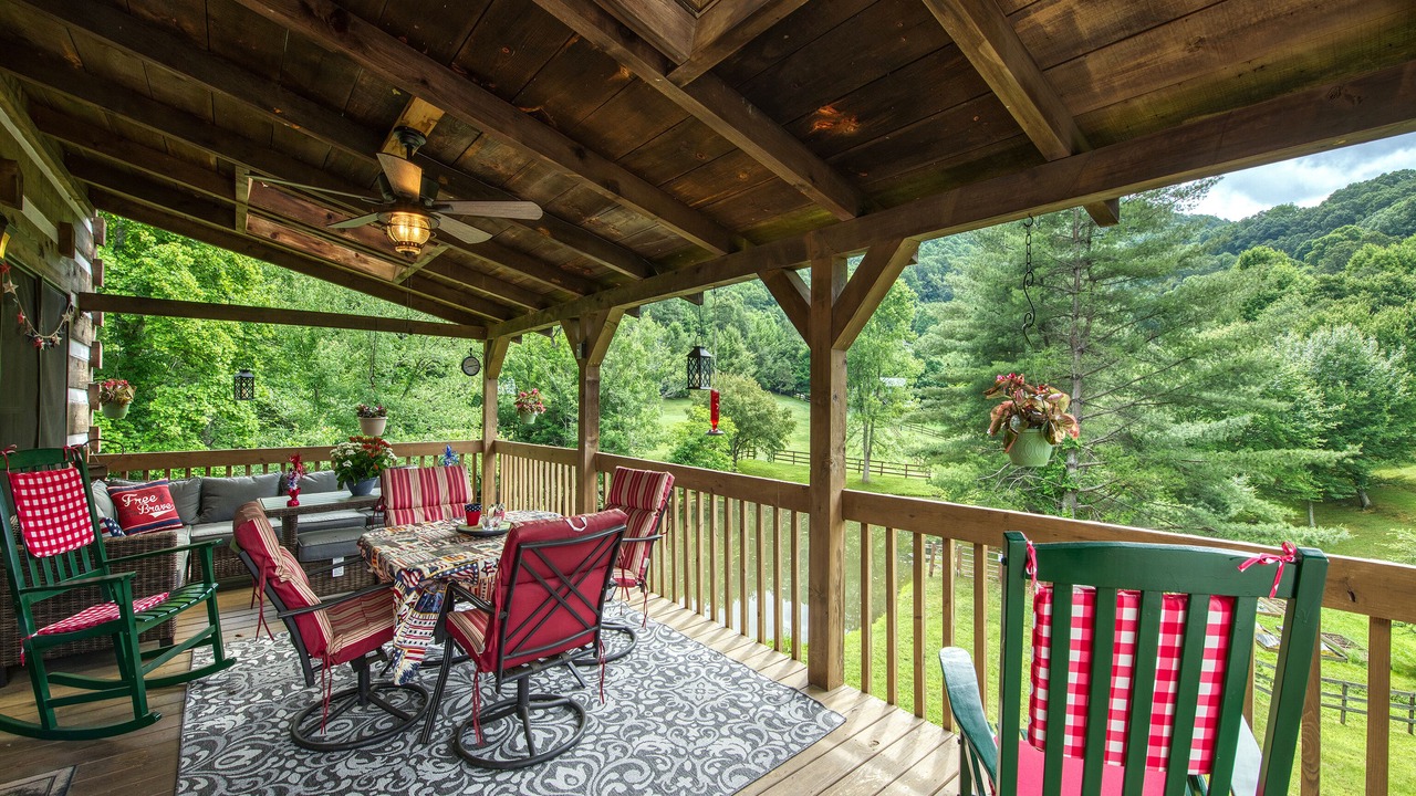 Photo of Outdoor in Maple Springs