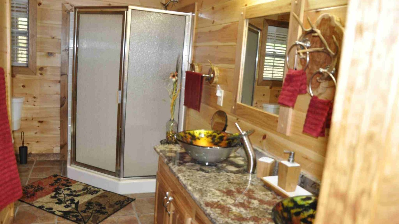 Photo of Bathroom in Murphy