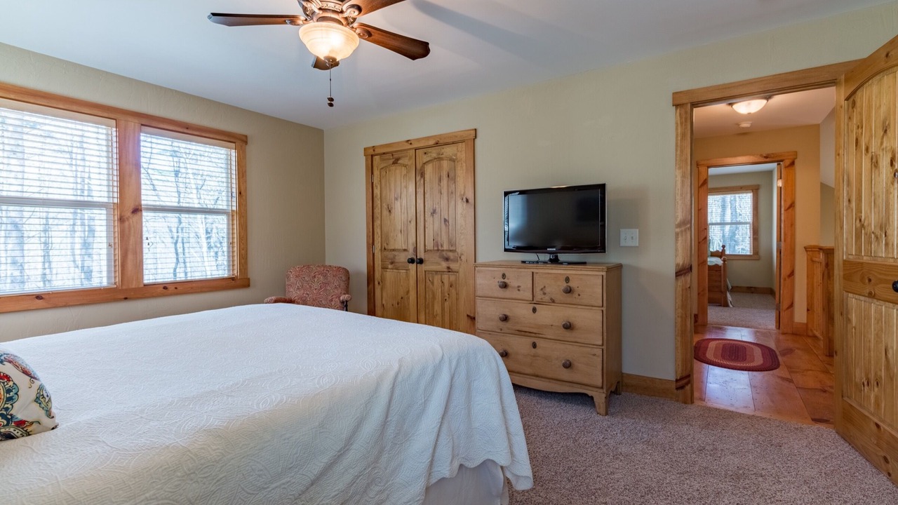 Photo of Bedroom in Sapphire