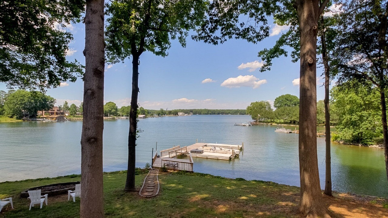 Photo of Outdoor in Lake Norman of Catawba