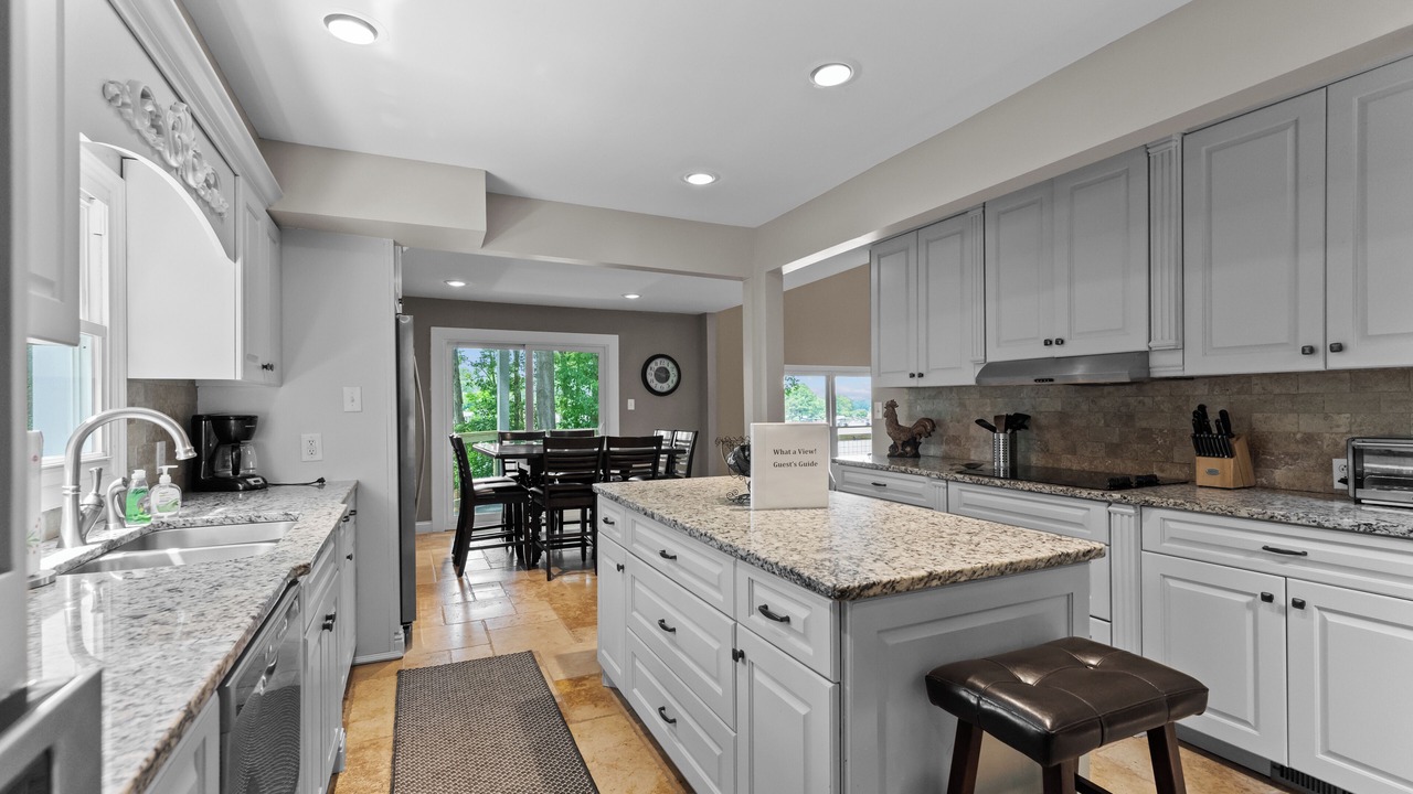 Photo of Kitchen in Lake Norman of Catawba