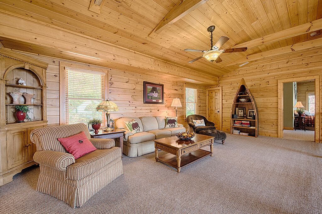 Photo of Livingroom in Waynesville