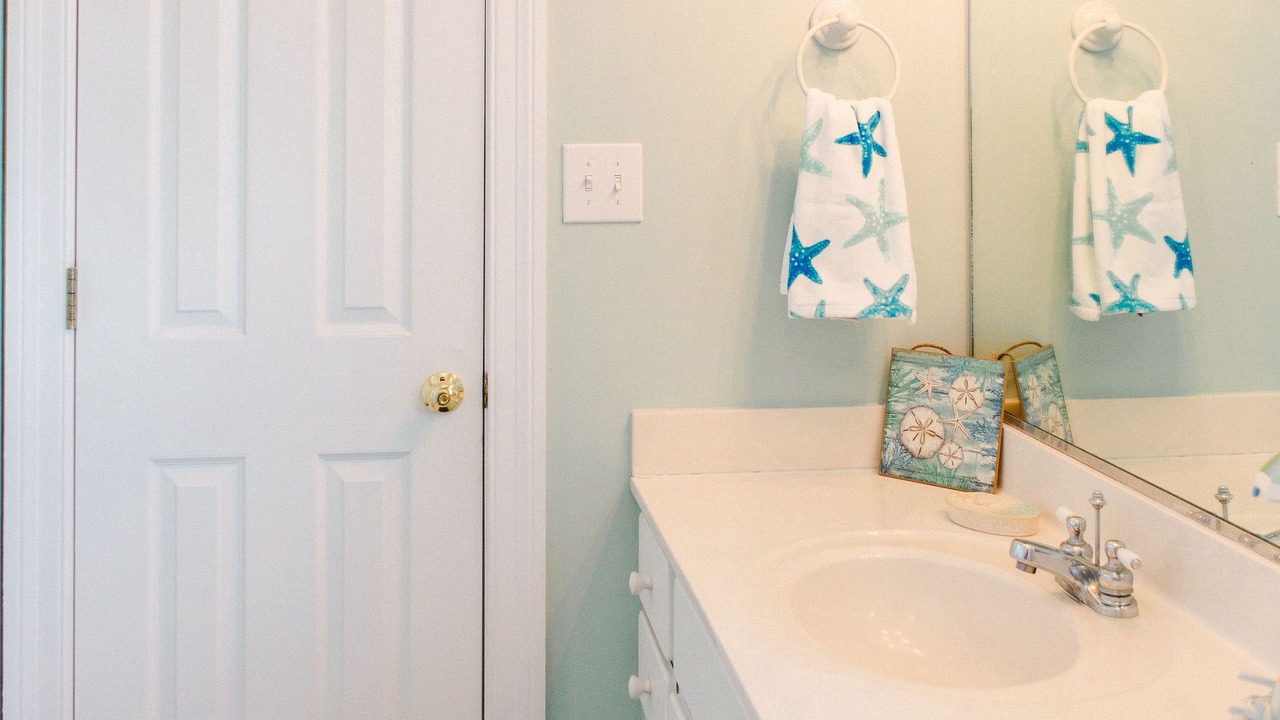 Photo of Bathroom in Nags Head