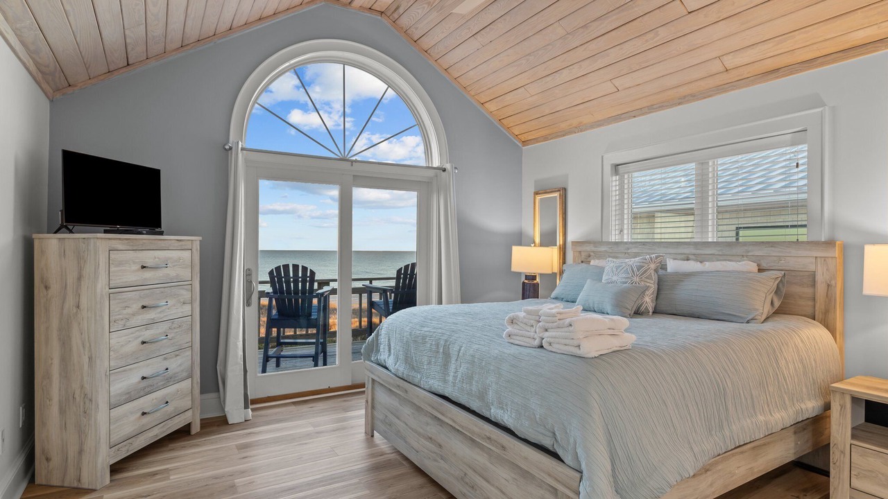 Photo of Bedroom in Atlantic Beach