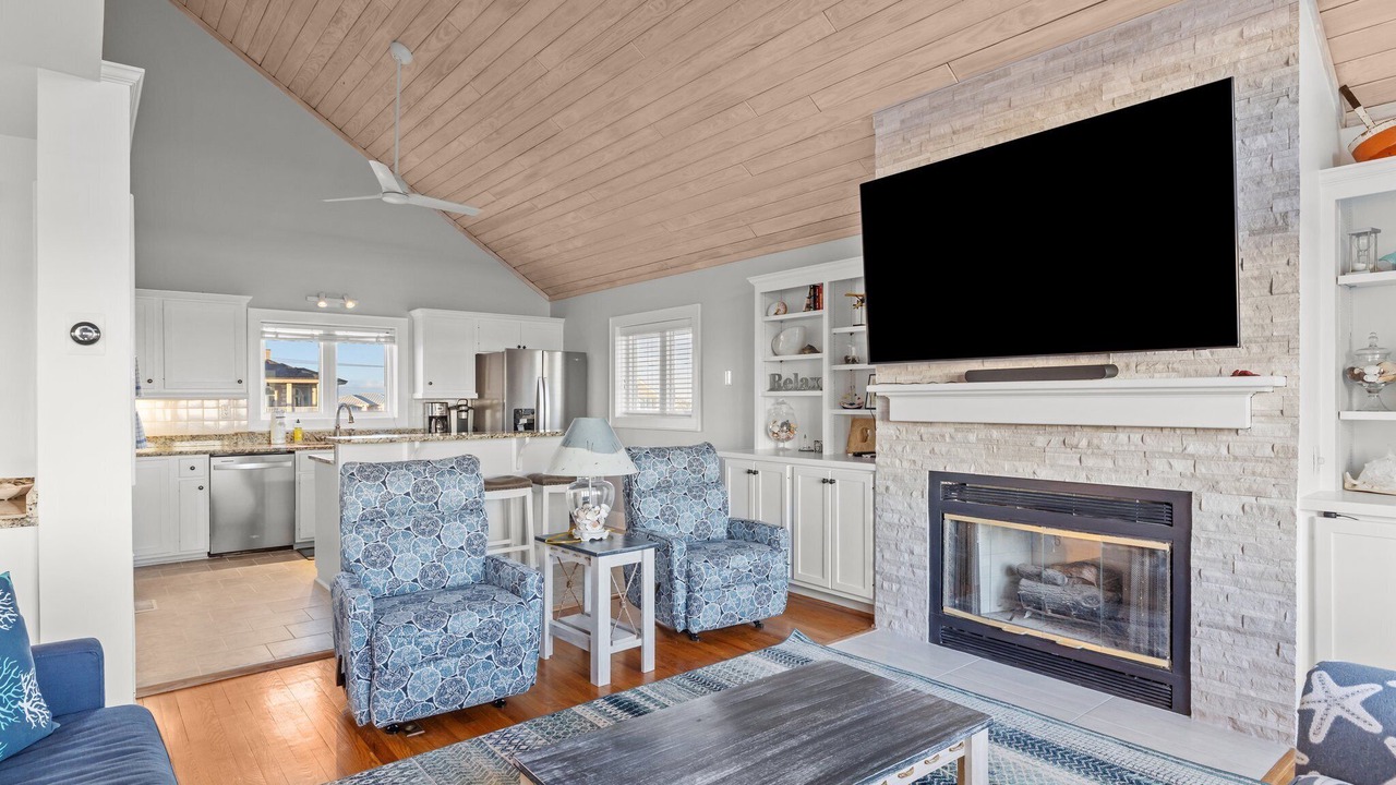 Photo of Livingroom in Atlantic Beach