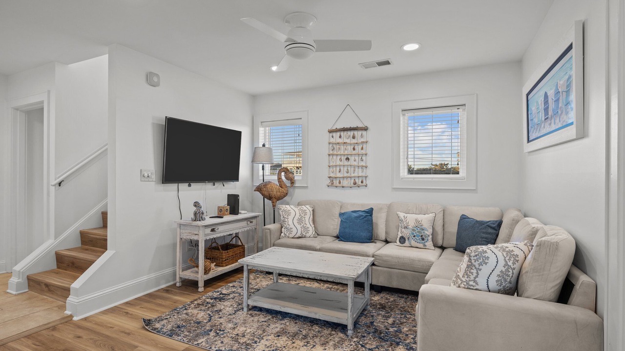 Photo of Livingroom in Atlantic Beach