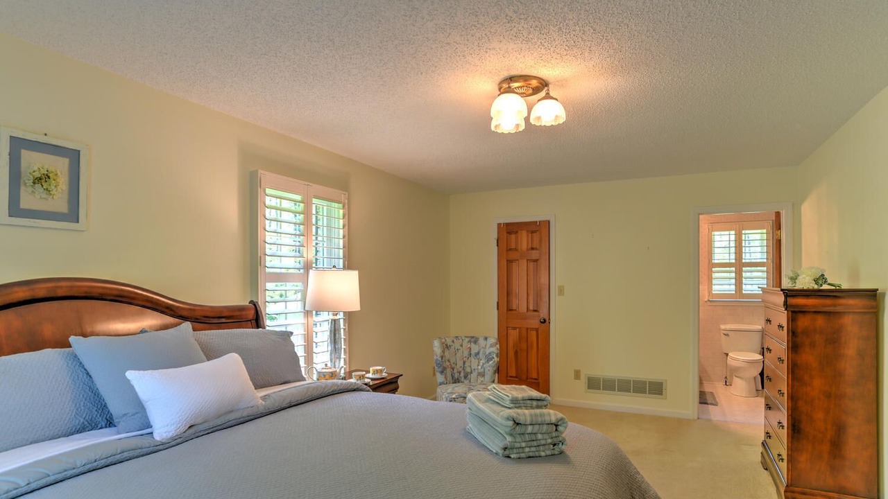 Photo of Bedroom in Skyland