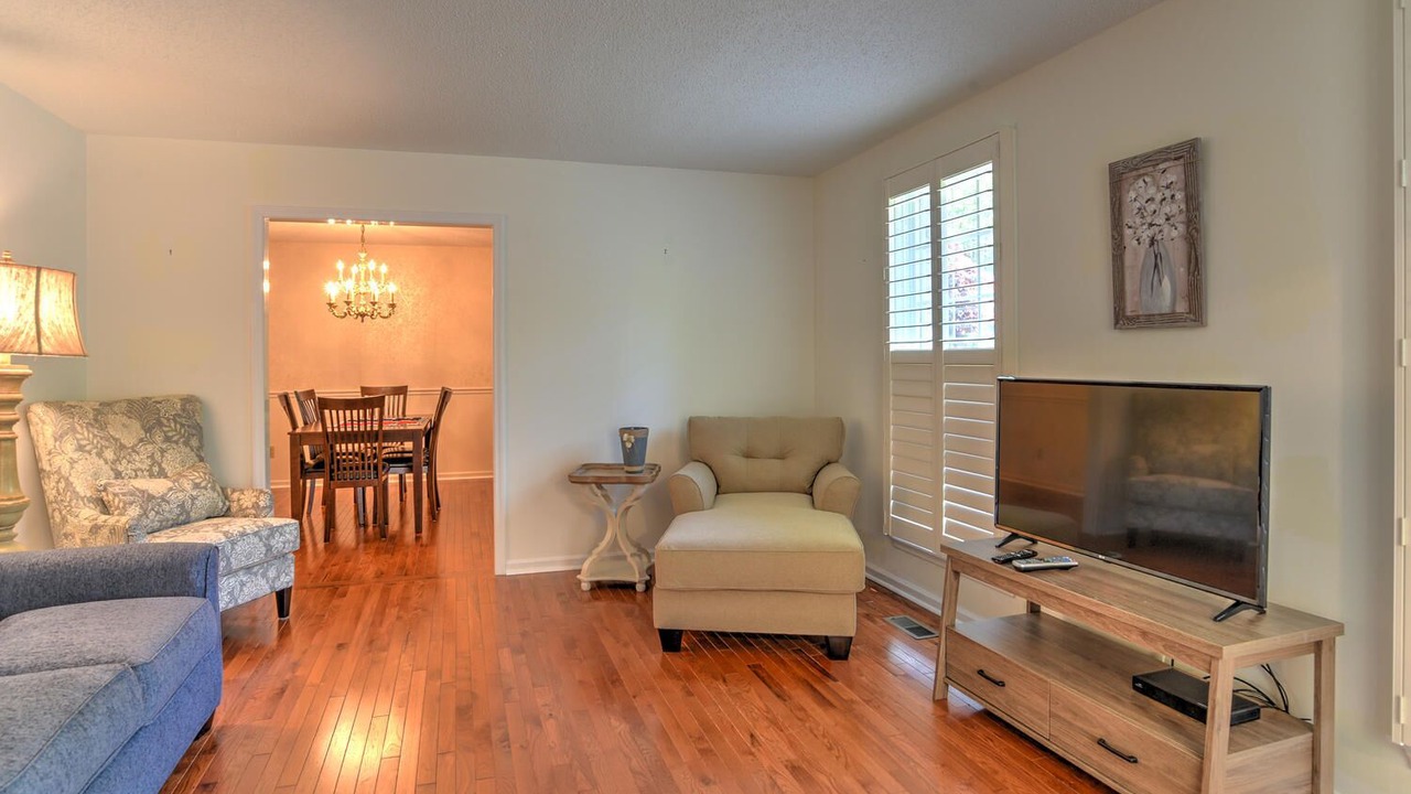 Photo of Livingroom in Skyland