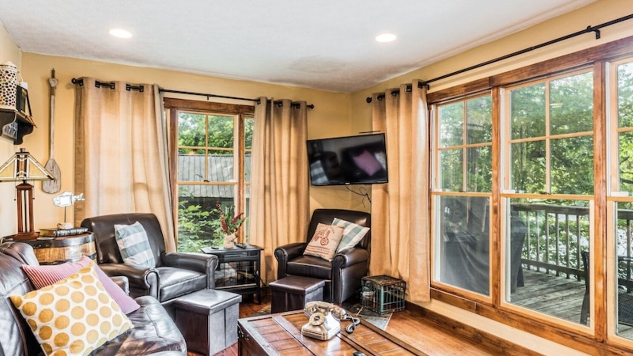 Photo of Livingroom in Penrod