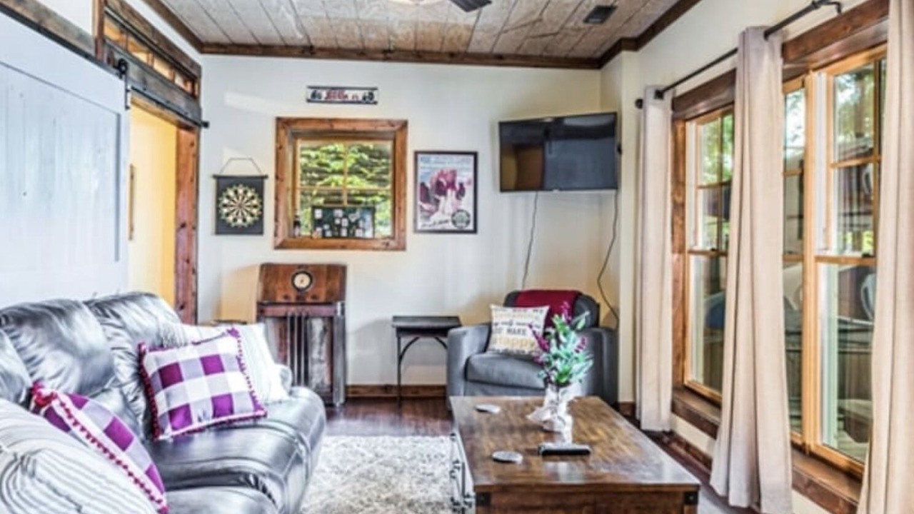 Photo of Livingroom in Penrod
