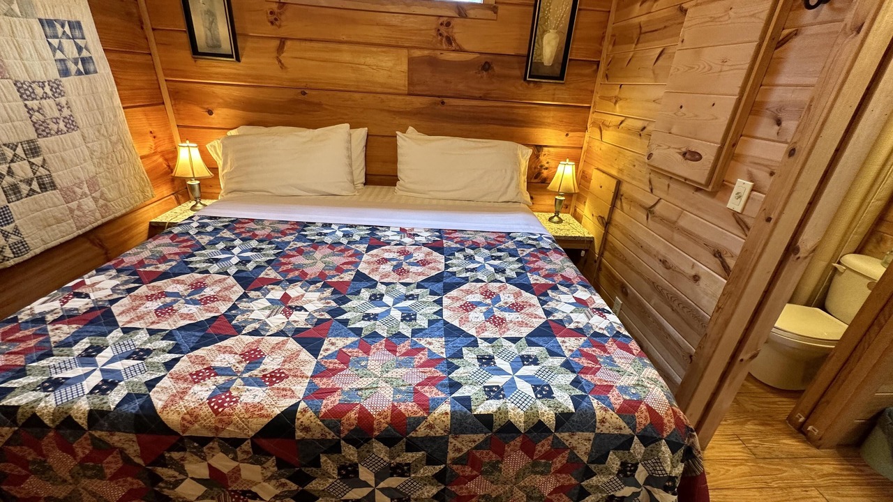 Photo of Bedroom in Candler