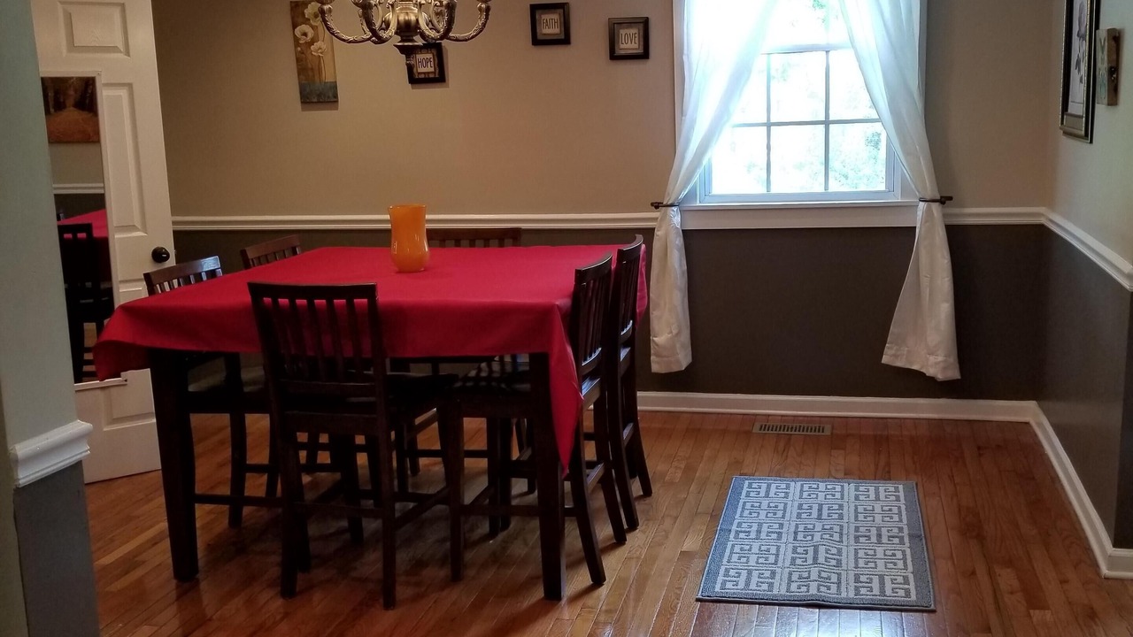 Photo of Livingroom in Woodfin