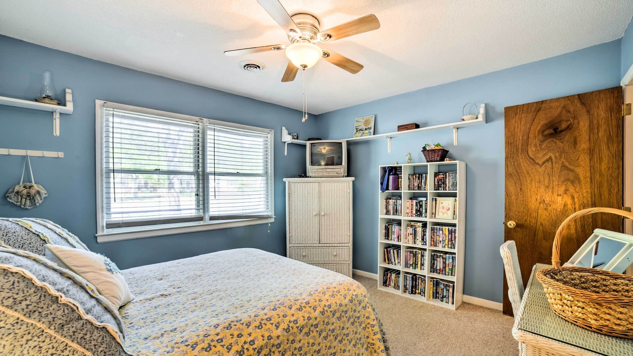 Photo of Bedroom in Tranquil Harbour