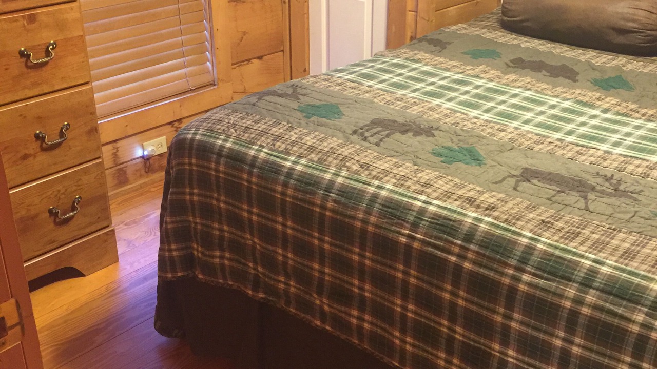 Photo of Bedroom in Bear Cliff