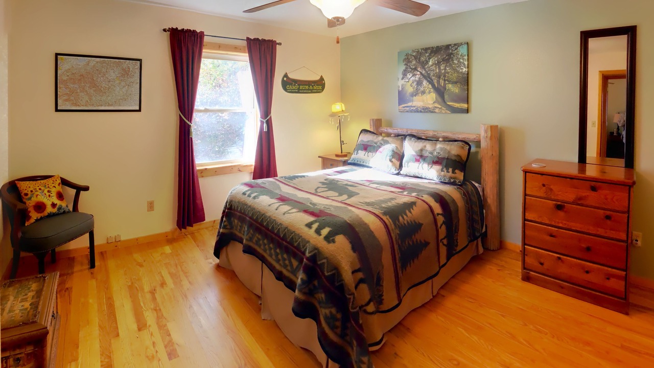 Photo of Bedroom in Sylva