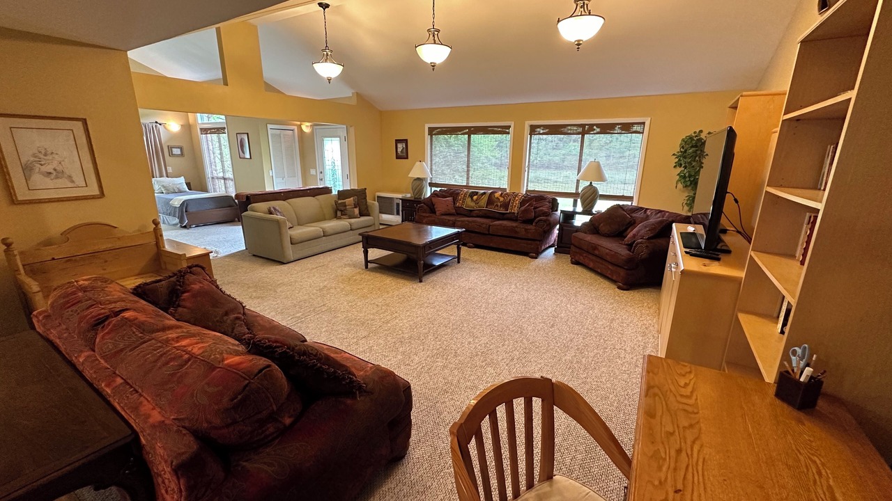 Photo of Bedroom in Robbinsville