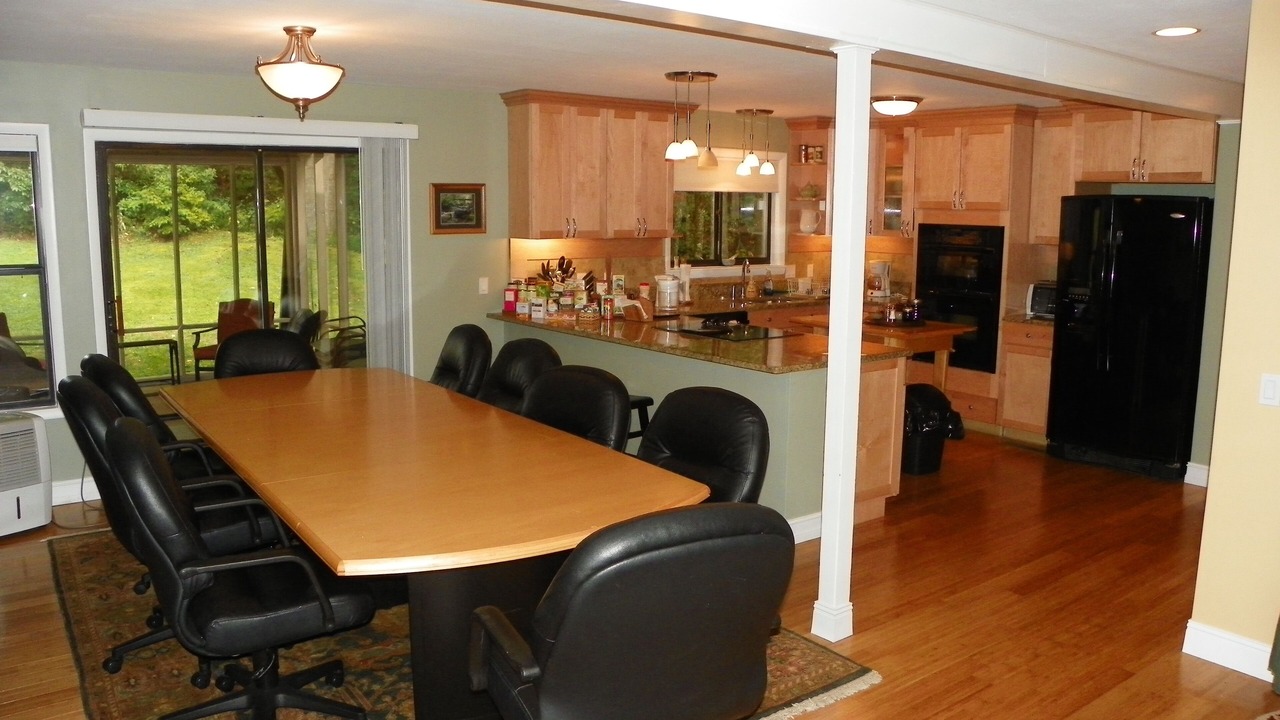 Photo of Bedroom in Robbinsville