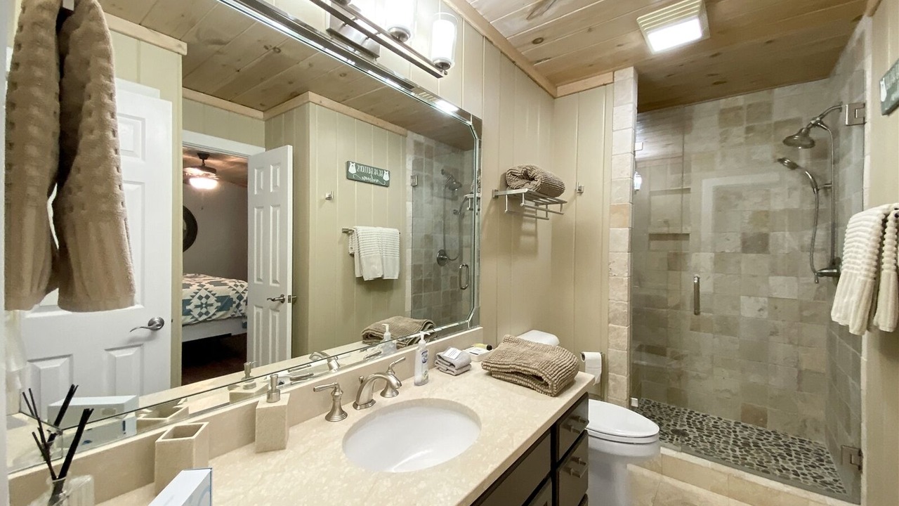 Photo of Bathroom in Highlands