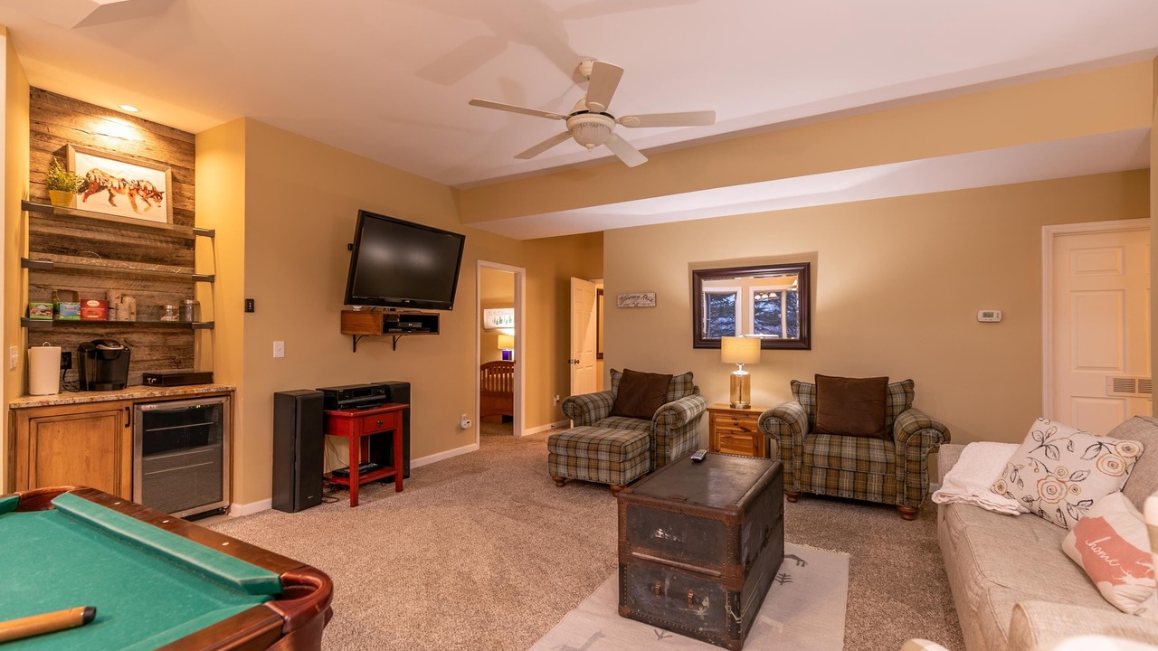 Photo of Livingroom in Boone