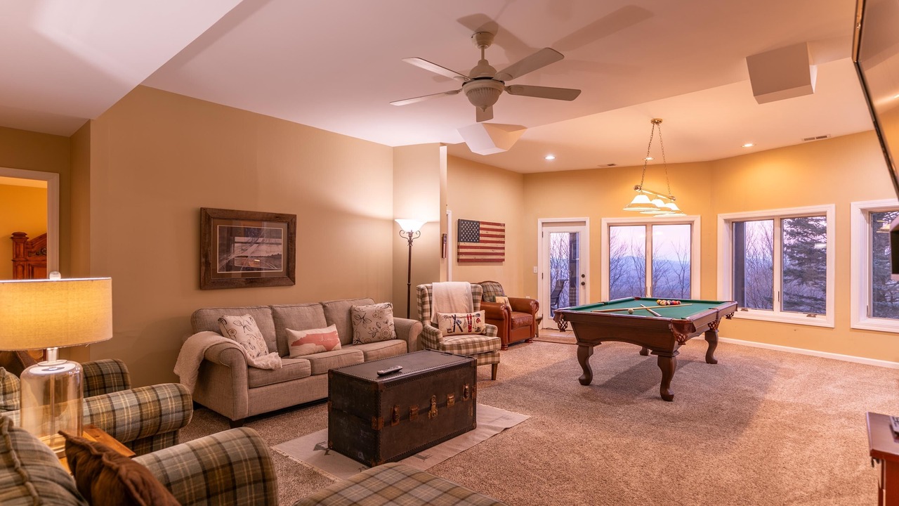 Photo of Livingroom in Boone