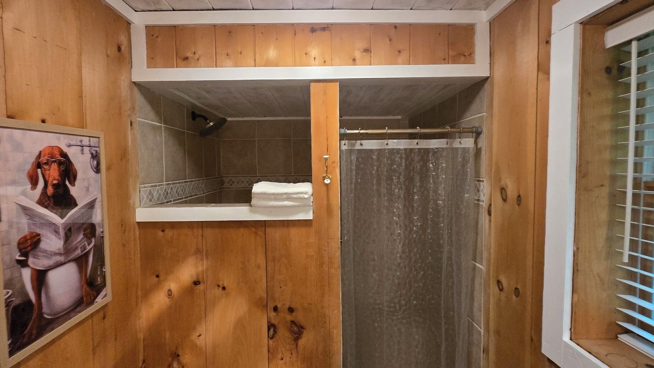 Photo of Bathroom in Glenville