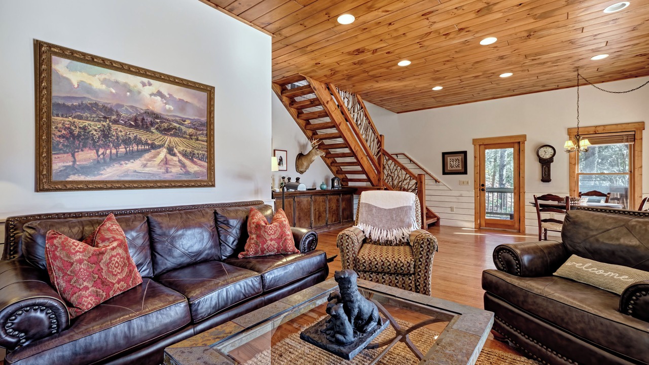Photo of Livingroom in Cashiers